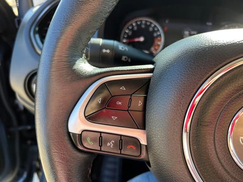Certified 2023 Jeep Renegade Altitude w/ Convenience Group I image 16