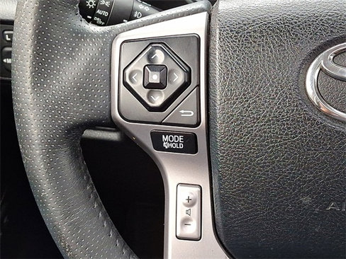 Used 2016 Toyota 4Runner Limited image 22