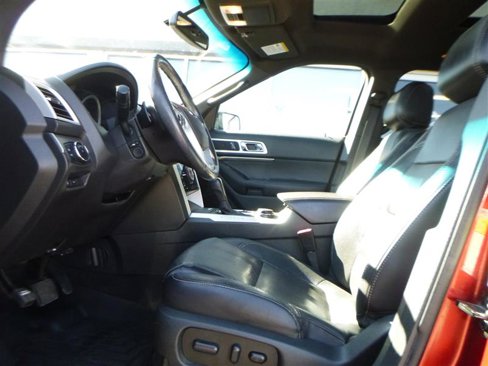 Used 2015 Ford Explorer Sport w/ Equipment Group 401A image 5