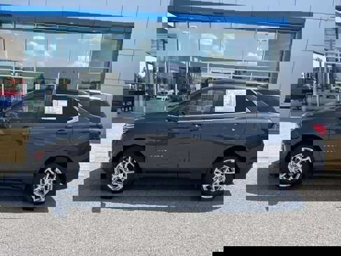 Certified 2023 Chevrolet Equinox LT w/ Driver Convenience Package image 7