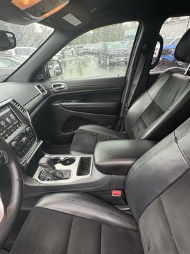 Used 2018 Jeep Grand Cherokee Altitude image 4