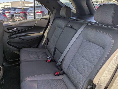 Used 2021 Chevrolet Equinox LT image 21