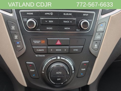 Used 2017 Hyundai Santa Fe SE image 26
