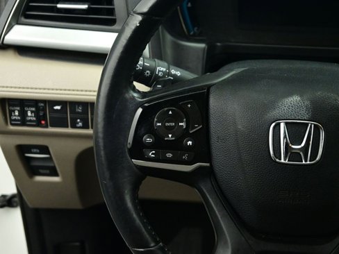 Used 2018 Honda Odyssey Touring image 7