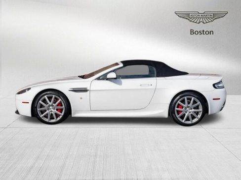 Used 2015 Aston Martin V8 Vantage Roadster image 5