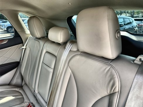 Used 2018 Lincoln MKC Select w/ Select Plus Package image 18