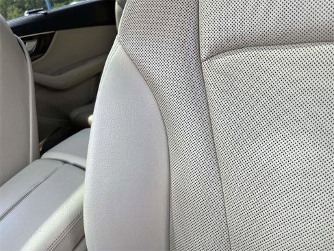 Used 2017 Audi Q7 3.0T Premium Plus w/ Premium Plus Package image 19