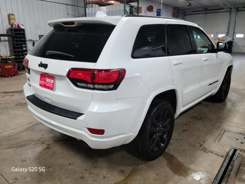 Used 2019 Jeep Grand Cherokee Altitude image 8