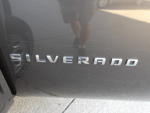 Used 2010 Chevrolet Silverado 1500 W/T image 35