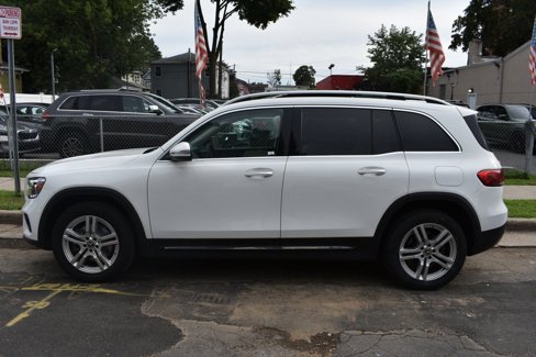 Used 2021 Mercedes-Benz GLB 250 4MATIC w/ Premium Package image 8
