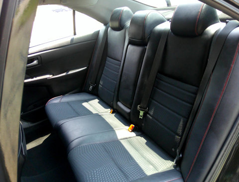 Used 2015 Toyota Camry XLE image 40