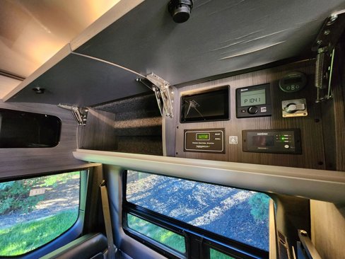 Used 2022 Mercedes-Benz Sprinter 2500 image 34