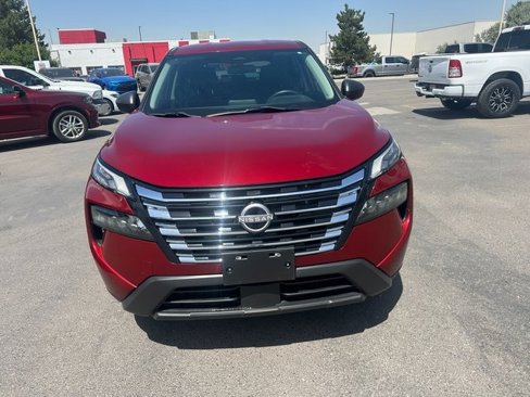 Used 2024 Nissan Rogue S image 9