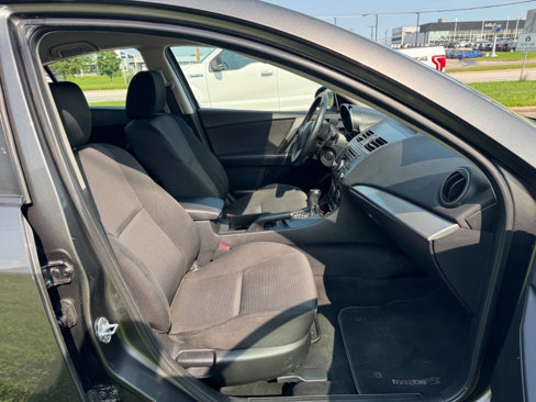 Used 2013 MAZDA MAZDA3 i Touring image 14