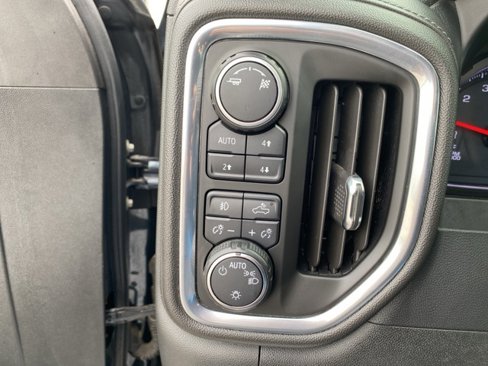 Used 2019 Chevrolet Silverado 1500 RST image 15