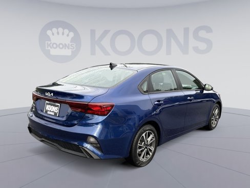 Used 2023 Kia Forte LXS w/ LXS Technology Package image 7