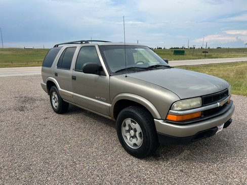 Used 2002 Chevrolet Blazer LS w/ Preferred Equipment Group image 7