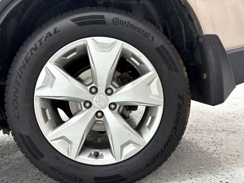 Used 2015 Subaru Forester 2.5i Premium w/ All-Weather Package image 31