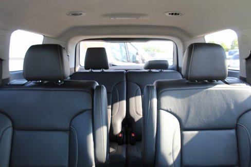 Used 2023 GMC Acadia SLT image 26