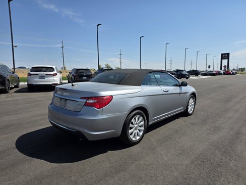 Used 2014 Chrysler 200 Touring image 5