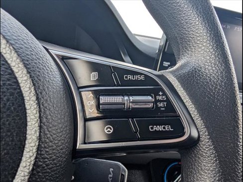 Used 2022 Kia Seltos LX image 11
