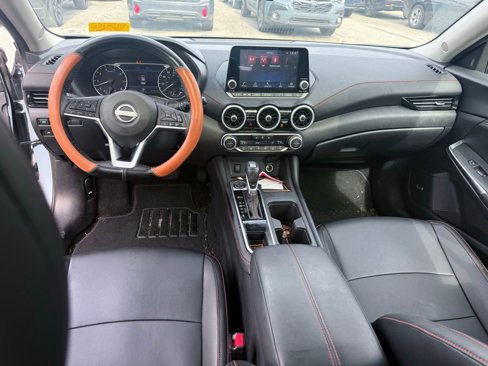 Used 2024 Nissan Sentra SR w/ SR Premium Package image 16