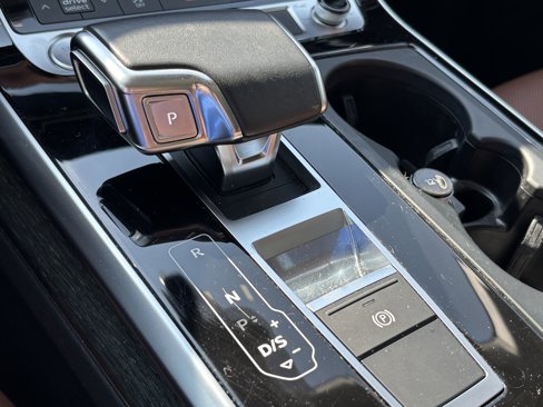 Used 2020 Audi Q7 3.0T Premium Plus w/ Premium Plus Package image 30