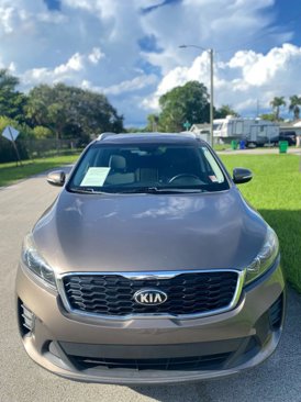Used 2019 Kia Sorento LX w/ LX Convenience Package image 3