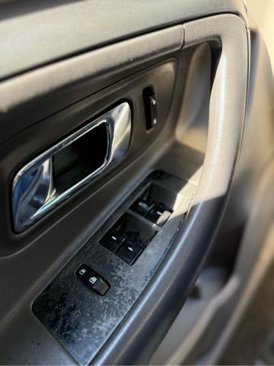 Used 2012 Ford Taurus SEL image 17
