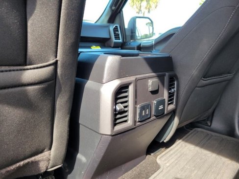 Used 2018 Ford F150 XLT w/ Equipment Group 302A Luxury image 29