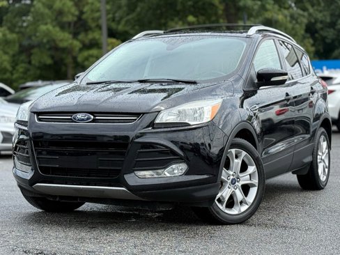 Used 2016 Ford Escape Titanium image 1