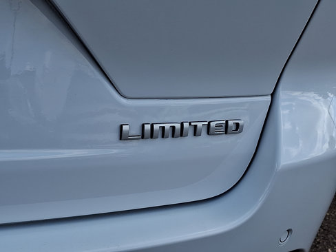 Used 2024 Jeep Grand Cherokee Limited w/ MOPAR Finishing Package image 33