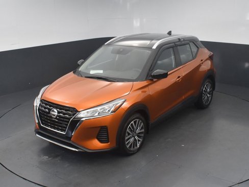 Used 2023 Nissan Kicks SV image 17