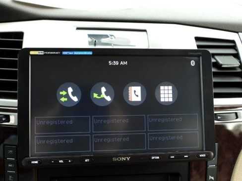 Used 2013 Cadillac Escalade Premium image 50