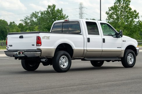 Used 2002 Ford F350 Lariat image 12