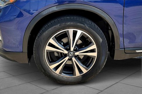 Used 2018 Nissan Rogue SL image 10