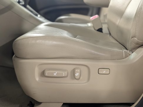 Used 2005 Toyota Highlander V6 image 14