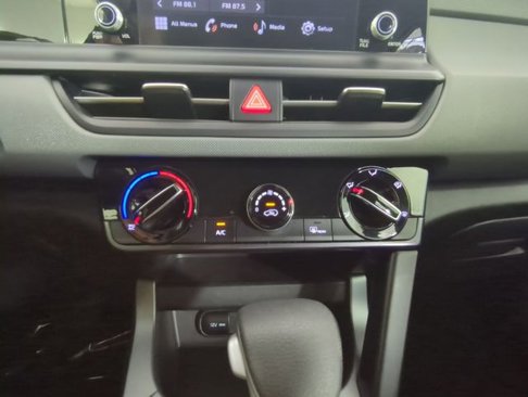 Used 2024 Kia Seltos LX image 27