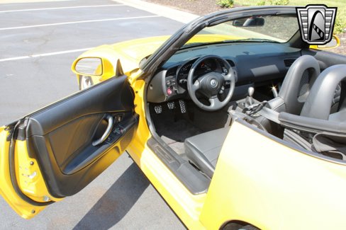 Used 2001 Honda S2000 image 20