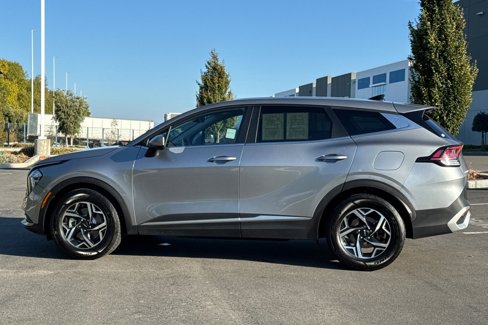 Used 2023 Kia Sportage LX image 7