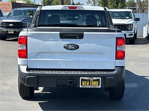 New 2025 Ford Maverick XL image 5