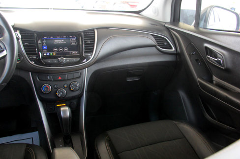 Used 2022 Chevrolet Trax LT w/ Driver Confidence Package image 10