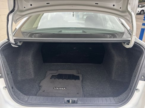Used 2024 Nissan Versa S image 31