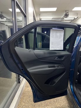 Used 2021 Chevrolet Equinox LT image 17