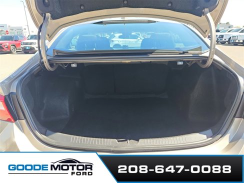 Used 2023 Chevrolet Malibu LT image 27
