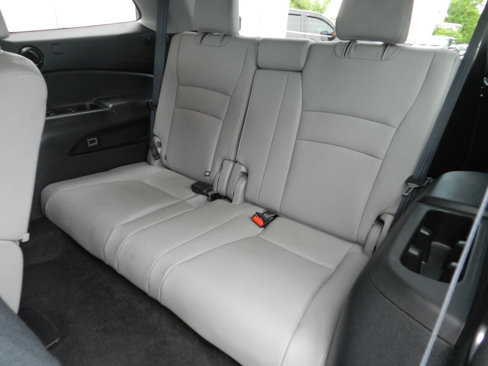 Used 2021 Honda Pilot EX-L image 11