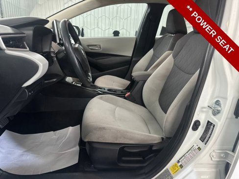 Used 2021 Toyota Corolla LE image 10