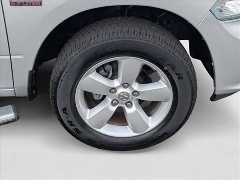 Used 2014 RAM 1500 Express image 19