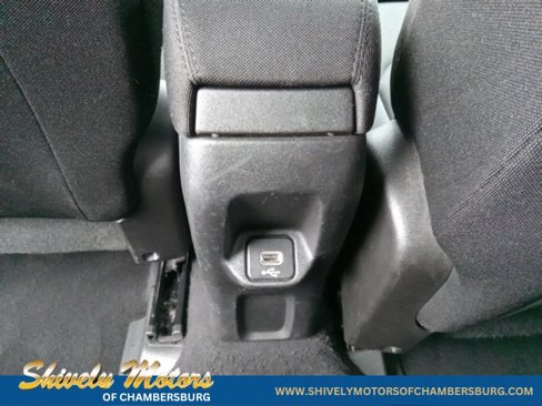 Used 2019 Jeep Renegade Latitude image 11