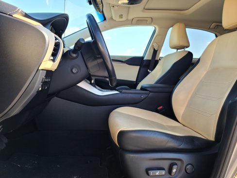 Used 2016 Lexus NX 300h AWD image 5